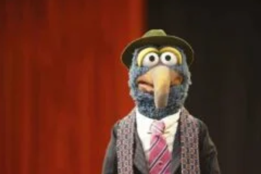 muppet with long hooked beak